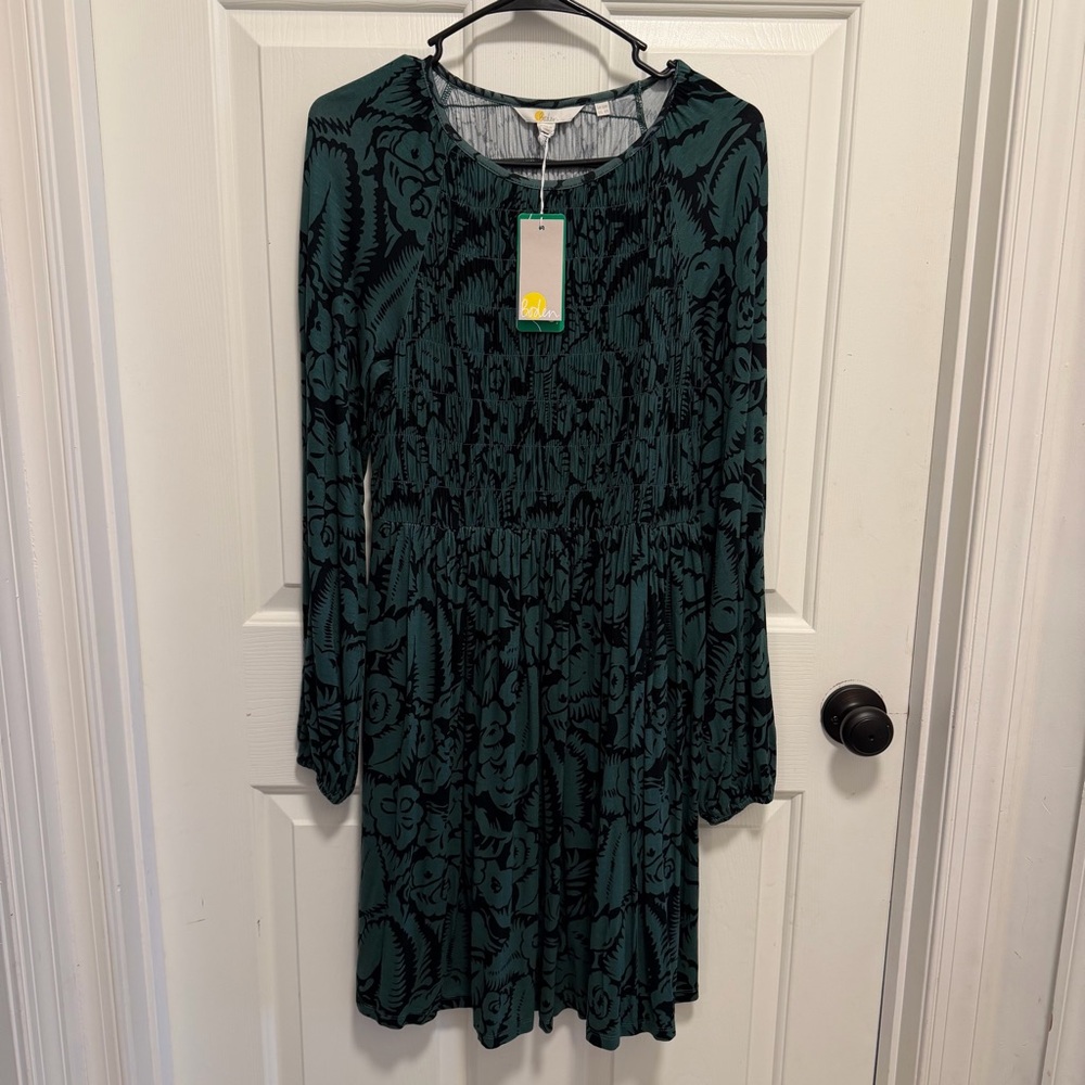 Boden Smocked Bodice Jersey Dress Green Floral Size 6 - Picture 3 of 8
